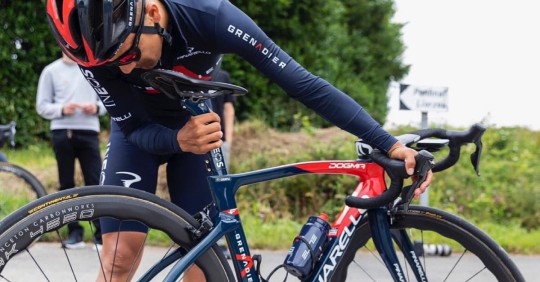 Richard Carapaz va tras el Tour de Francia/ Foto: cortesía Richard Carapaz