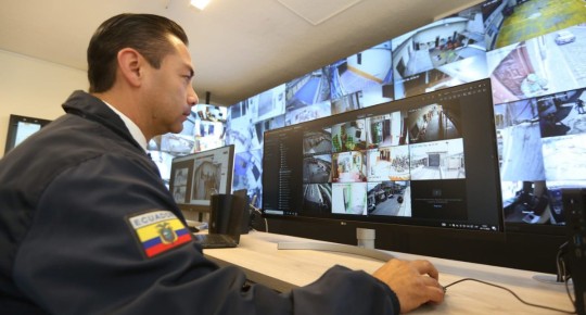 Se ha implementado cámaras de inteligencia artificial con reconocimiento facial, que permiten el efectivo control de cada pabellón / Foto: cortesía Secretaría General de Comunicación de la Presidencia