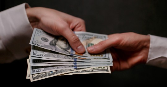 "Vitol pagó sobornos a funcionarios del Gobierno de Brasil, Ecuador y México para hacerse con lucrativos contratos y obtener ventajas competitivas que no le correspondían". Foto: Shutterstock