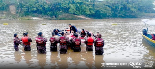 Escuela de Iwias entrena a bomberos de Quito  / Foto: cortesía Bomberos de Quieto