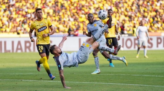 El cuadro oriental ganó 1-0 a Barcelona en Guayaquil en la final de ida de la LigaPro. El gol de la victoria fue anotado por el volante Édison Vega / Foto: cortesía Aucas
