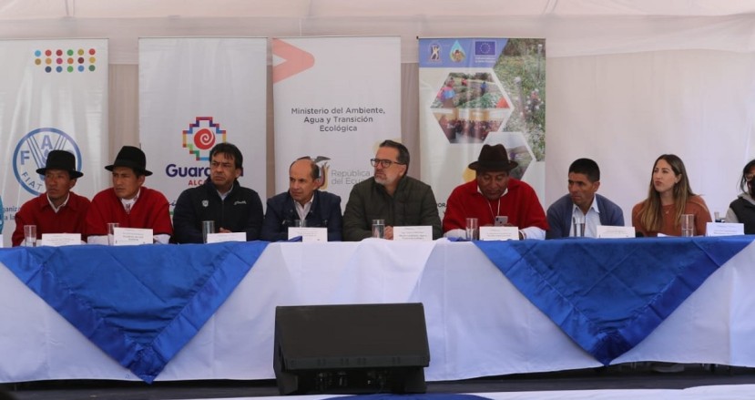 Simiátug beneficia con agua para consumo humano, soberanía alimentaria y abrevadero, a aproximadamente 10 mil personas de 42 comunidades del cantón Guaranda / Foto: cortesía ministerio de Ambiente Simiátug beneficia con agua para consumo humano, soberanía alimentaria y abrevadero, a aproximadamente 10 mil personas de 42 comunidades del cantón Guaranda / Foto: cortesía ministerio de Ambiente