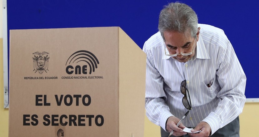 Autoridades descartan todo tipo de comercio fuera de recintos electorales / Foto: EFE Autoridades descartan todo tipo de comercio fuera de recintos electorales / Foto: EFE
