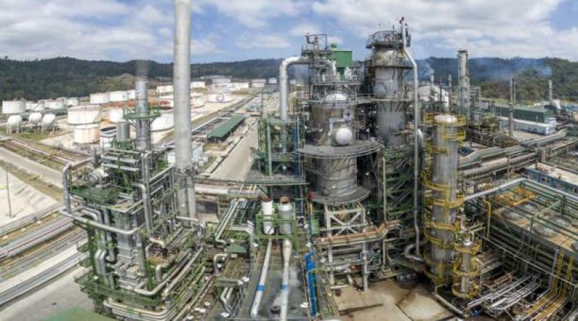 En esta planta industrial se procesa el crudo para transformarlo en gasolinas, diésel 2, diésel premium, gas de uso doméstico y otros derivados. Foto: El Comercio En esta planta industrial se procesa el crudo para transformarlo en gasolinas, diésel 2, diésel premium, gas de uso doméstico y otros derivados. Foto: El Comercio