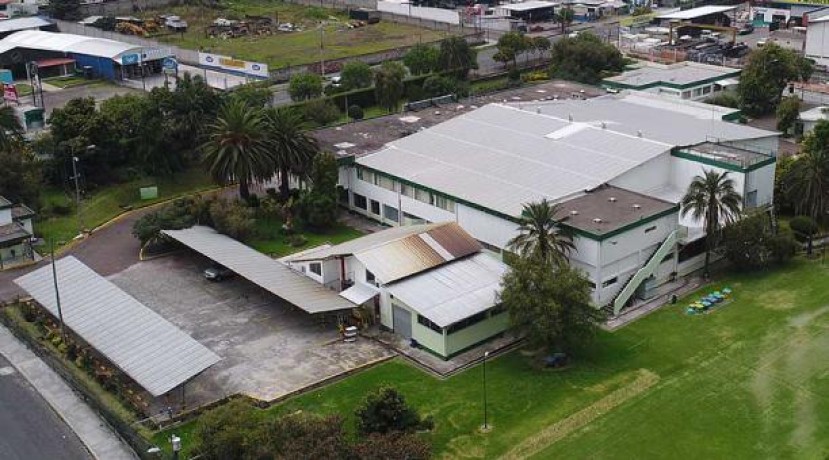 Una panorámica de la planta que generó una disputa entre la farmacéutica estadounidenses Merck Sharp & Dohme y la nacional Prophar. Foto: Vicente Costales / EL COMERCIO Este contenido ha sido publicado originalmente por Diario EL COMERCIO en la siguiente dirección: http://www.elcomercio.com/actualidad/controversia-empresasprivadas-juicio-indemnizacion.html. Si está pensando en hacer uso del mismo, por favor, cite la fuente y haga un enlace hacia la nota original de donde usted ha tomado este contenido. ElComercio.com Una panorámica de la planta que generó una disputa entre la farmacéutica estadounidenses Merck Sharp & Dohme y la nacional Prophar. Foto: Vicente Costales / EL COMERCIO Este contenido ha sido publicado originalmente por Diario EL COMERCIO en la siguiente dirección: http://www.elcomercio.com/actualidad/controversia-empresasprivadas-juicio-indemnizacion.html. Si está pensando en hacer uso del mismo, por favor, cite la fuente y haga un enlace hacia la nota original de donde usted ha tomado este contenido. ElComercio.com