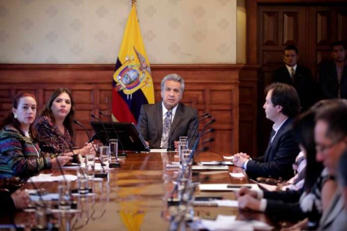 Lenín Moreno convocó ayer a los ministros de Estado y a los máximos representantes de las distintas funciones del Estado. Foto: La Hora