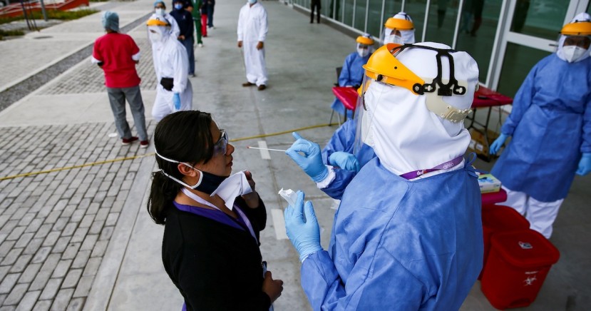 Ecuador suma 683 nuevos casos de covid-19 y acumula 859.890 en pandemia / Foto: EFE