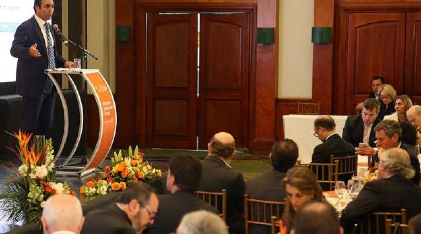 El ministro Pablo Campana participó en marzo pasado en un foro de inversiones en Quito. Foto: El Comercio El ministro Pablo Campana participó en marzo pasado en un foro de inversiones en Quito. Foto: El Comercio