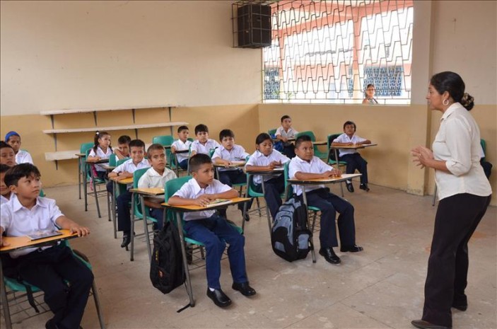  Las clases fueron suspendidas en la Sierra y Amazonía por el coronavirus. Foto: Ecuavisa