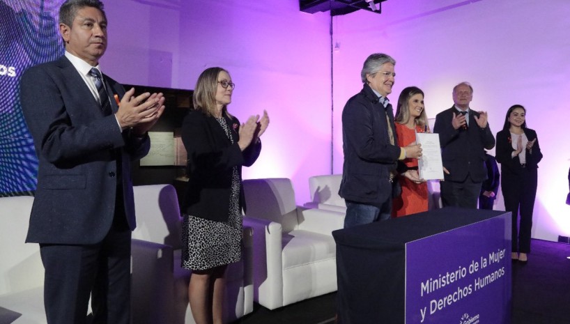 Esta nueva cartera del gabinete de Lasso funcionará a partir de la actual Secretaría de Derechos Humanos y liderará el RUV / Foto: cortesía Presiencia Esta nueva cartera del gabinete de Lasso funcionará a partir de la actual Secretaría de Derechos Humanos y liderará el RUV / Foto: cortesía Presiencia