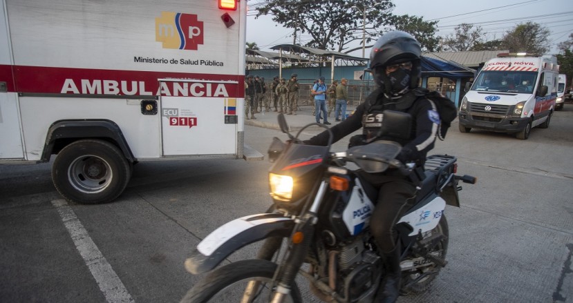 Esta cárcel, que albergaba a finales de octubre a casi 7.000 presos cuando su capacidad es de 5.246, es uno de los epicentros de la crisis carcelaria que sufre Ecuador desde 2020 / Foto: EFE Esta cárcel, que albergaba a finales de octubre a casi 7.000 presos cuando su capacidad es de 5.246, es uno de los epicentros de la crisis carcelaria que sufre Ecuador desde 2020 / Foto: EFE