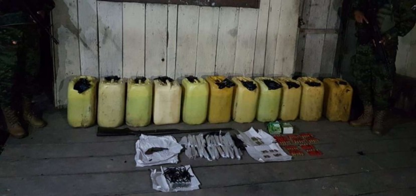 Militares localizaron los materiales en una vivienda abandonada. Foto: El Telégrafo