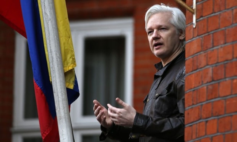 Moreno has repeatedly hinted that he wants to remove Julian Assange from the country’s London embassy. Photo: The Guardian Moreno has repeatedly hinted that he wants to remove Julian Assange from the country’s London embassy. Photo: The Guardian