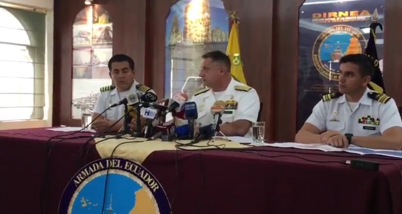 En la embarcación iban 18 turistas, entre nacionales y extranjeros, así como residentes de Galápagos y dos tripulantes / Foto EFE En la embarcación iban 18 turistas, entre nacionales y extranjeros, así como residentes de Galápagos y dos tripulantes / Foto EFE