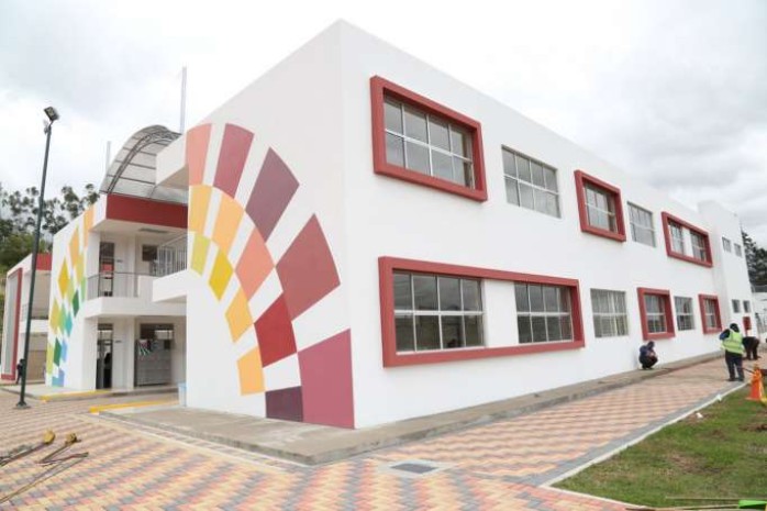 MALGASTO. El gasto público atado a la infraestructura educativa está entre los más propensos a la corrupción. Foto: La Hora