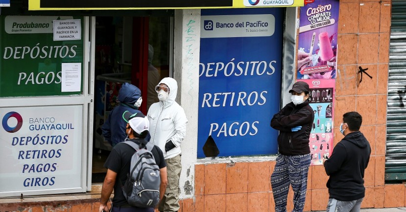 Recuperación económica impulsa un récord en flujo de remesas hacia Ecuador / Foto: EFE Recuperación económica impulsa un récord en flujo de remesas hacia Ecuador / Foto: EFE