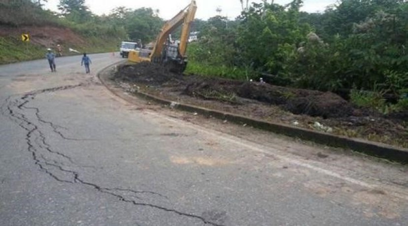 El derrame de hidrocarburos ocurrió la noche del 1 de julio del 2014 en la estación Libertador, en la zona de Parahuacu, kilómetro 18, vía Tarapoa. Foto: Cortesía Petroamazonas