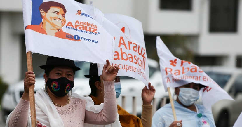 Ascienden a un total de 19 las firmas y personas naturales que han sido habilitadas para realizar los pronósticos electorales. Foto: EFE