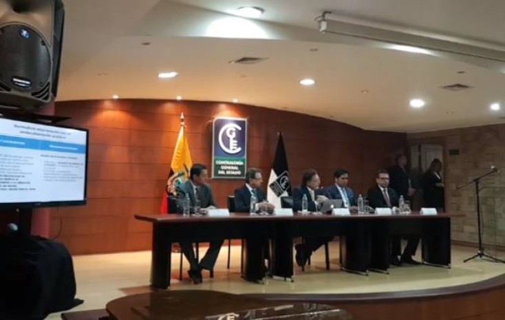 Eliminar al menos 7 de 22 empresas públicas es una de las medidas económicas anunciadas la semana pasada por el presidente de la República, Lenín Moreno. Foto: El Universo Eliminar al menos 7 de 22 empresas públicas es una de las medidas económicas anunciadas la semana pasada por el presidente de la República, Lenín Moreno. Foto: El Universo