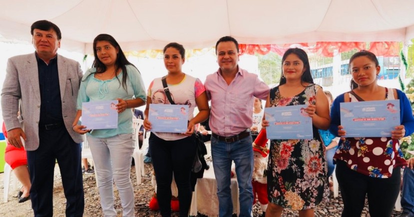 El Parque Lineal de Zamora, se convirtió en un espacio de confraternidad e información para los usuarios de los diferentes servicios del MIES / Foto: cortesía MIES El Parque Lineal de Zamora, se convirtió en un espacio de confraternidad e información para los usuarios de los diferentes servicios del MIES / Foto: cortesía MIES