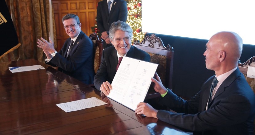 Guillermo Lasso: Es momento de expresar mi respaldo a Íñigo Salvador / Foto: cortesía Secretaría General de Comunicación de la Presidencia Guillermo Lasso: Es momento de expresar mi respaldo a Íñigo Salvador / Foto: cortesía Secretaría General de Comunicación de la Presidencia