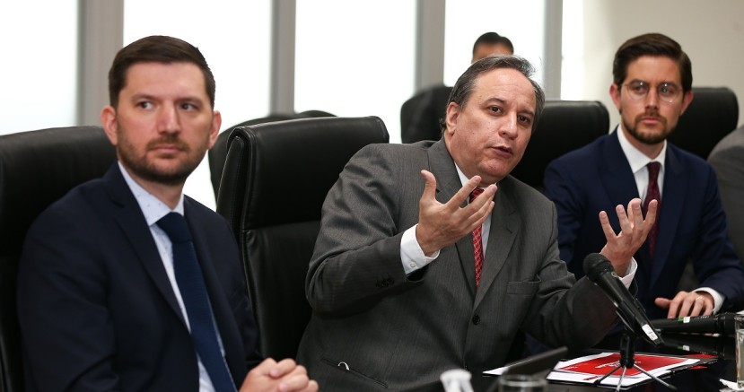 Ecuador y el FMI llegan a un acuerdo técnico que desbloquea otros recursos / Foto: EFE Ecuador y el FMI llegan a un acuerdo técnico que desbloquea otros recursos / Foto: EFE