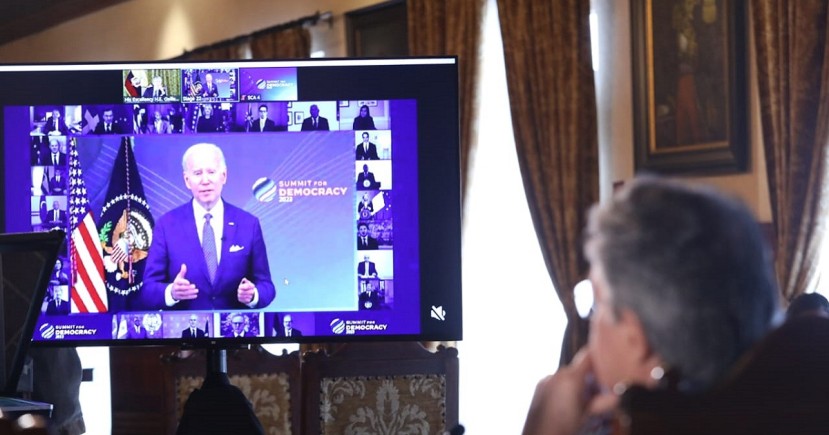 Ecuador ha cumplido con los compromisos adoptados en la I Cumbre de la Democracia, comentó/ Foto: Cortesía Presidencia Ecuador ha cumplido con los compromisos adoptados en la I Cumbre de la Democracia, comentó/ Foto: Cortesía Presidencia