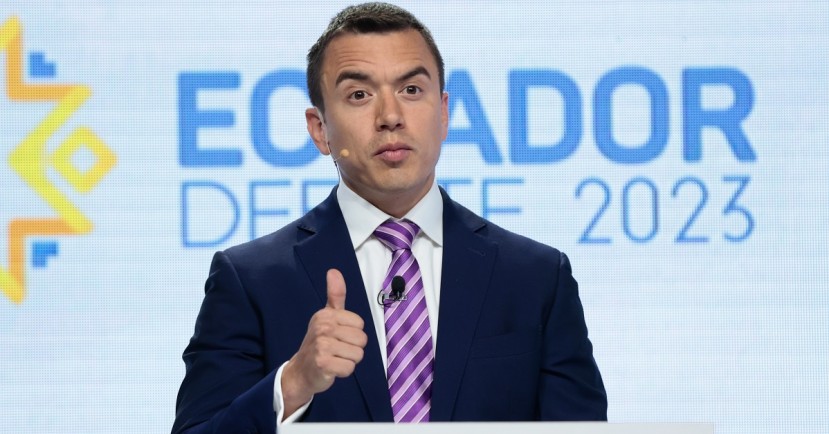 Noboa, de la alianza ADN, inició su jornada pública con una reunión con el embajador del Reino Unido, Cris Campbell, en Quito / Foto: EFE Noboa, de la alianza ADN, inició su jornada pública con una reunión con el embajador del Reino Unido, Cris Campbell, en Quito / Foto: EFE