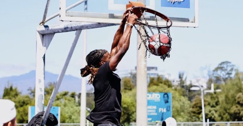 Jimmy Butler sorprendió y jugó básquetbol en Quito / Foto: cortesía