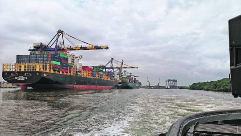 Oferta. Las exportaciones crecen a bajo ritmo, eso merma los ingresos. Foto: Expreso Oferta. Las exportaciones crecen a bajo ritmo, eso merma los ingresos. Foto: Expreso