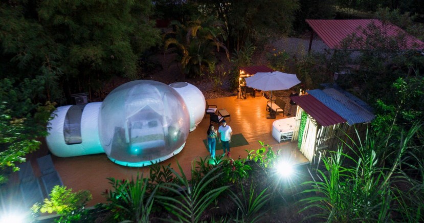 Primer lugar para Alex Ludeña de Glambú Bubble House, en Zamora Chinchipe / Foto: cortesía ministerio de Turismo Primer lugar para Alex Ludeña de Glambú Bubble House, en Zamora Chinchipe / Foto: cortesía ministerio de Turismo