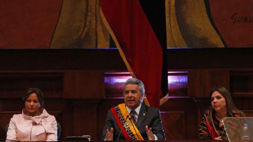 Lenín Moreno, la vicepresidenta de la República, Alejandra Vicuña, y la presidenta de la Asamblea, Elizabeth Cabezas, en el Informe a la Nación, el 24 de mayo de 2018. Foto: La República