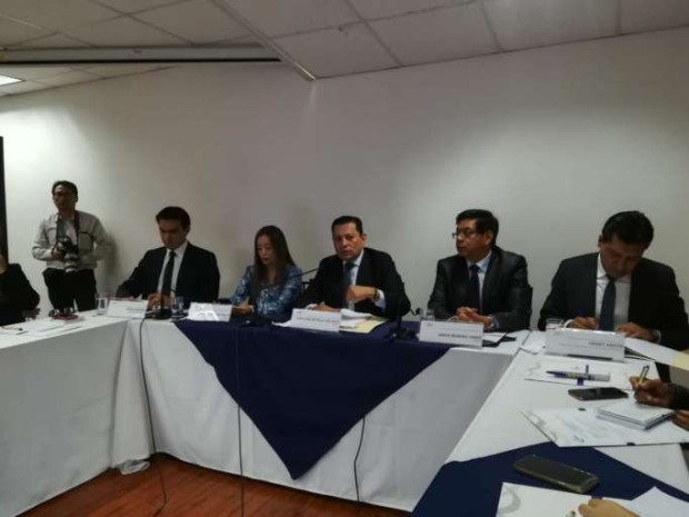 EXPLICACIÓN. Juan José Morillo explica cómo se desarrollará el proceso de evaluación de jueces. Foto: La Hora