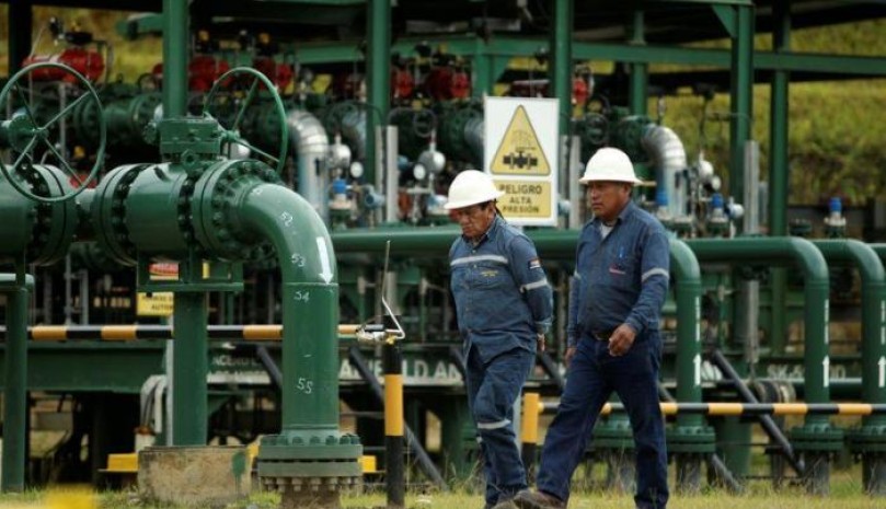  El sector petrolero nacional se ha visto afectado por el desplome de los precios del petróleo y la rotura de los oleoductos.Reuters.