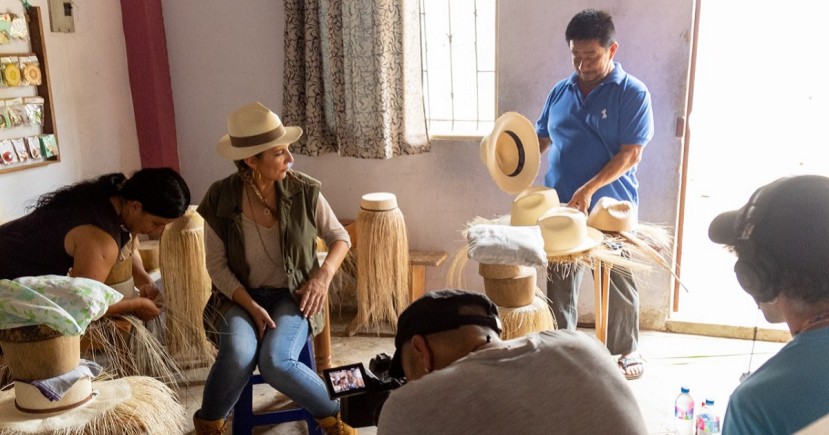 El reportaje se enfocará en los botones de tagua, la leche de coco y el sombrero de paja toquilla / Foto: cortesía Ministerio de Turismo El reportaje se enfocará en los botones de tagua, la leche de coco y el sombrero de paja toquilla / Foto: cortesía Ministerio de Turismo