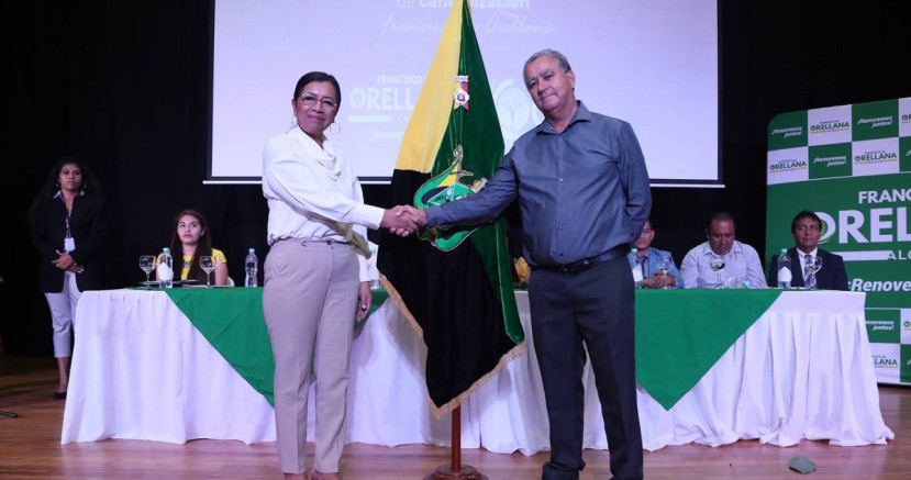 Guadalupe Llori participó en los 53 años de cantonización de Orellana / Foto: cortesía Guadalupe Lorri Guadalupe Llori participó en los 53 años de cantonización de Orellana / Foto: cortesía Guadalupe Lorri