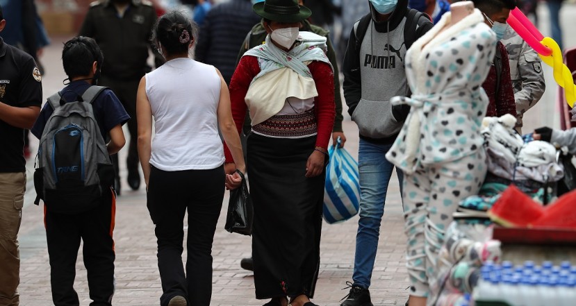 Ecuador suma 414 nuevos contagios de covid-19 y acumula 520.683 casos / Foto: EFE