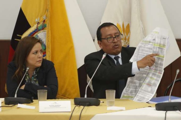 Fiscalización. La decisión de continuar con el control político fue unánime. Foto: La Hora Fiscalización. La decisión de continuar con el control político fue unánime. Foto: La Hora