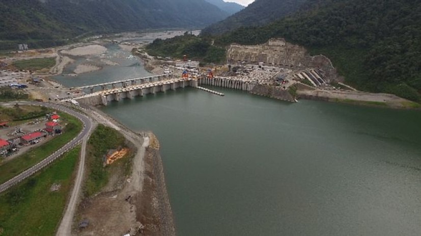 La central hidroeléctrica se encuentra entre dos provincias en el norte de Ecuador. Foto: BBC