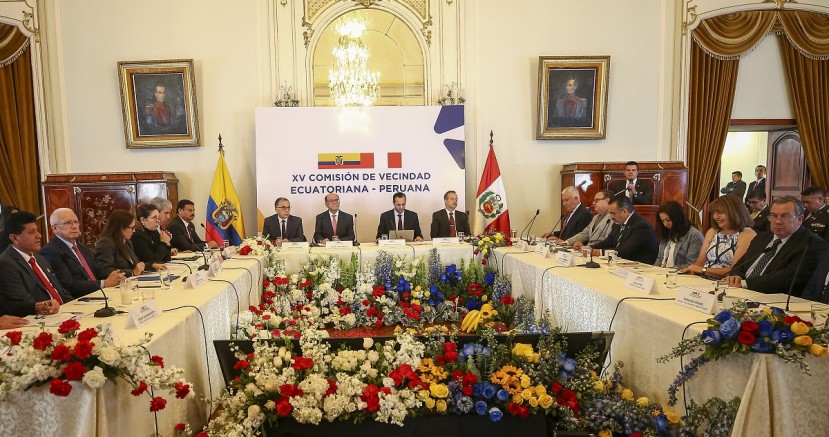 La suscripción del documento se realizó en el marco de la decimoquinta Comisión de Vecindad Ecuatoriana–Peruana / Foto: EFE La suscripción del documento se realizó en el marco de la decimoquinta Comisión de Vecindad Ecuatoriana–Peruana / Foto: EFE