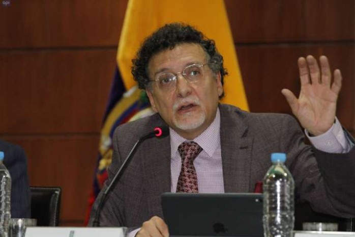 Encargado. Pablo Celi cumple la función como subrogante. Foto: La Hora