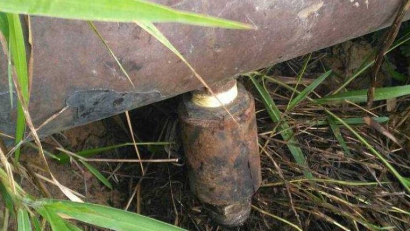 La tubería tenía otras conexiones por donde se filtraba el petróleo. 