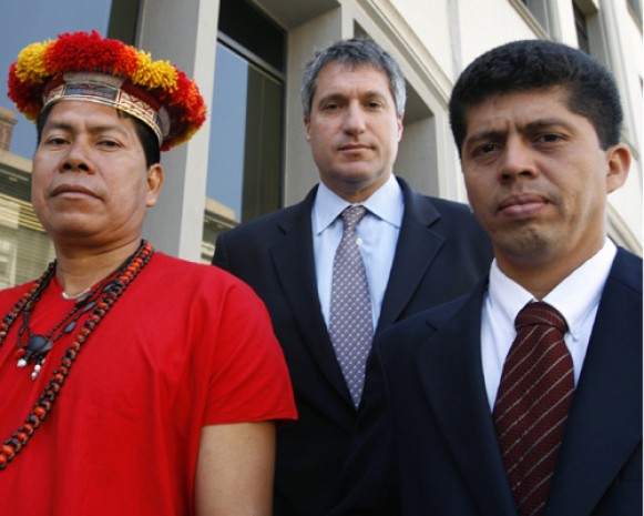 Abogados demandantes en el caso Chevron Ecuador Abogados demandantes en el caso Chevron Ecuador