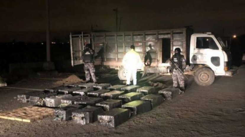 Justicia. Las detenciones se dieron tras las investigaciones que se hicieron por la captura de droga en la Base de Manta. Foto: La Hora Justicia. Las detenciones se dieron tras las investigaciones que se hicieron por la captura de droga en la Base de Manta. Foto: La Hora