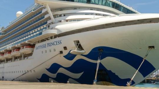 En uno solo día llegaron dos embarcaciones con 4.731 pasajeros