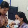 Niños de Zamora reciben controles médicos preventivos