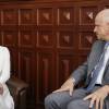 La transición siguió con la primera reunión de vicepresidentes