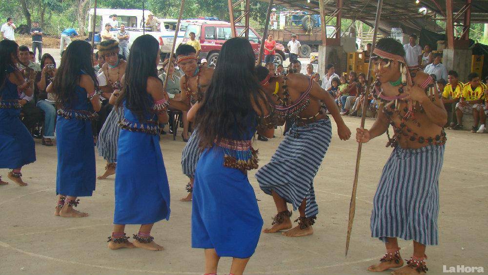 La Celebracion De La Culebra Alegria Para Los Shuaras El