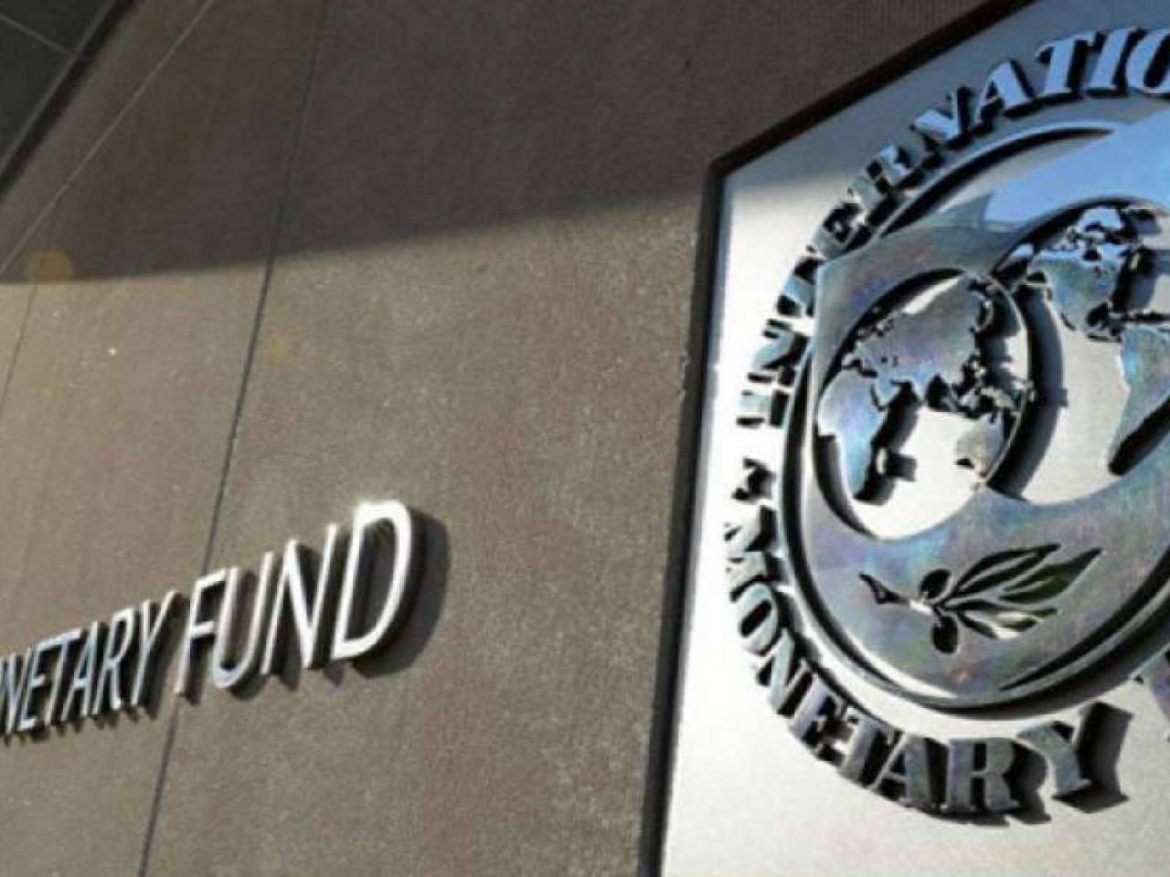 FMI llega a acuerdo con Ecuador sobre revisión del programa económico