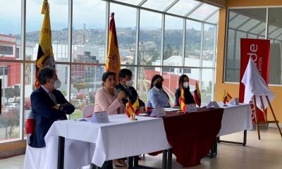 Universidad Técnica de Ambato recibió $ 2,2 millones de canje de deuda con España / Foto: cortesía Universidad de Ambato